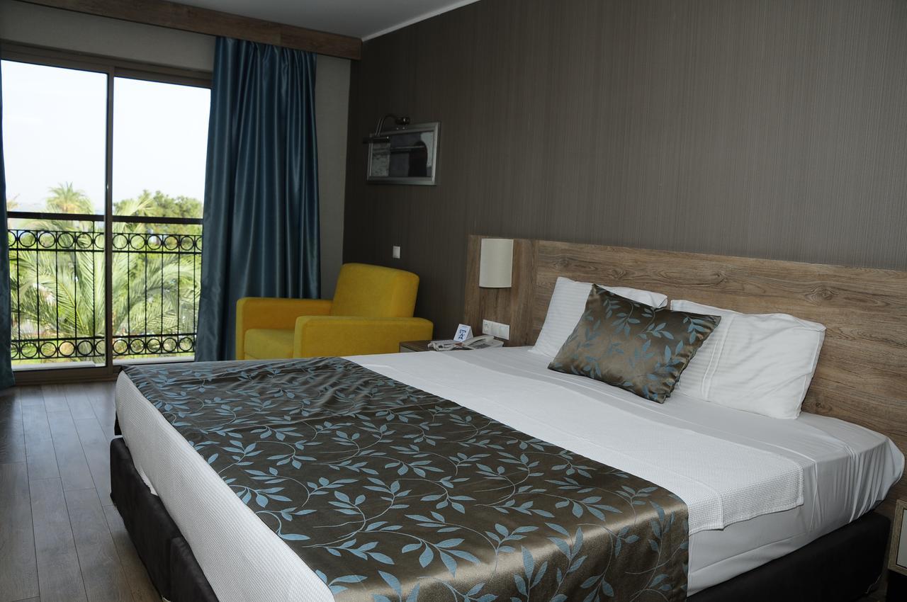 Lucida Beach Hotel Çamyuva Екстериор снимка