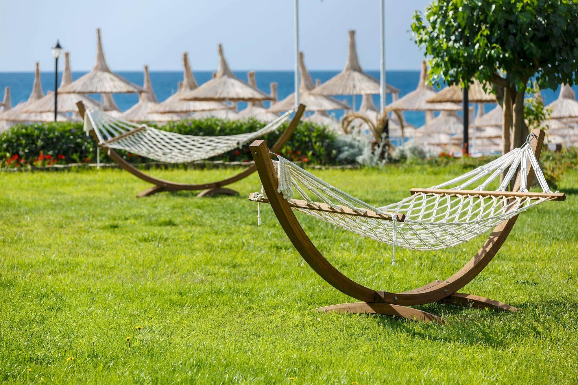Lucida Beach Hotel Çamyuva Екстериор снимка